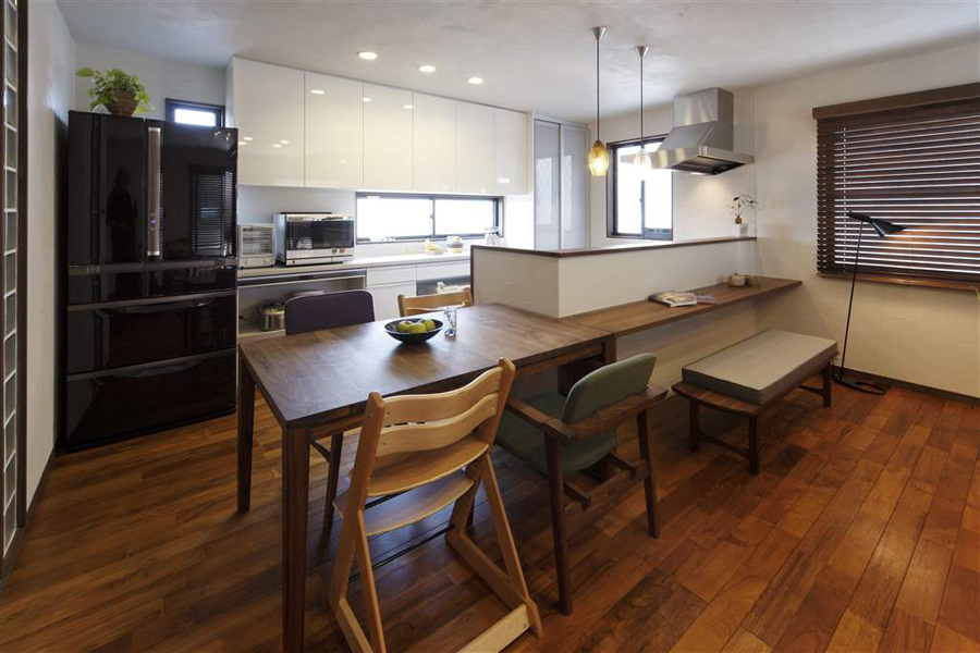 低めのカウンターの様子