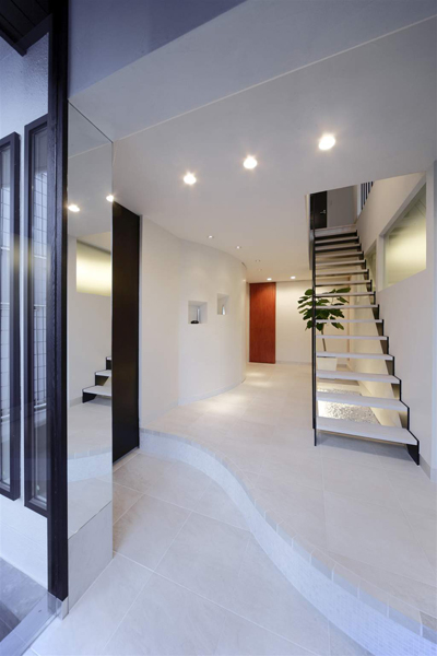 玄関ホールの様子