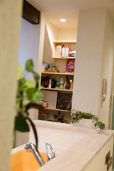 収納スペースを造作