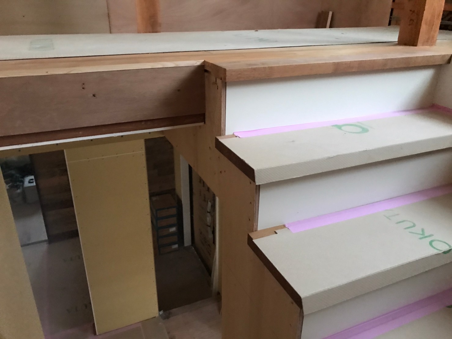 ◆◇◆　こだわりの階段造作　◆◇◆