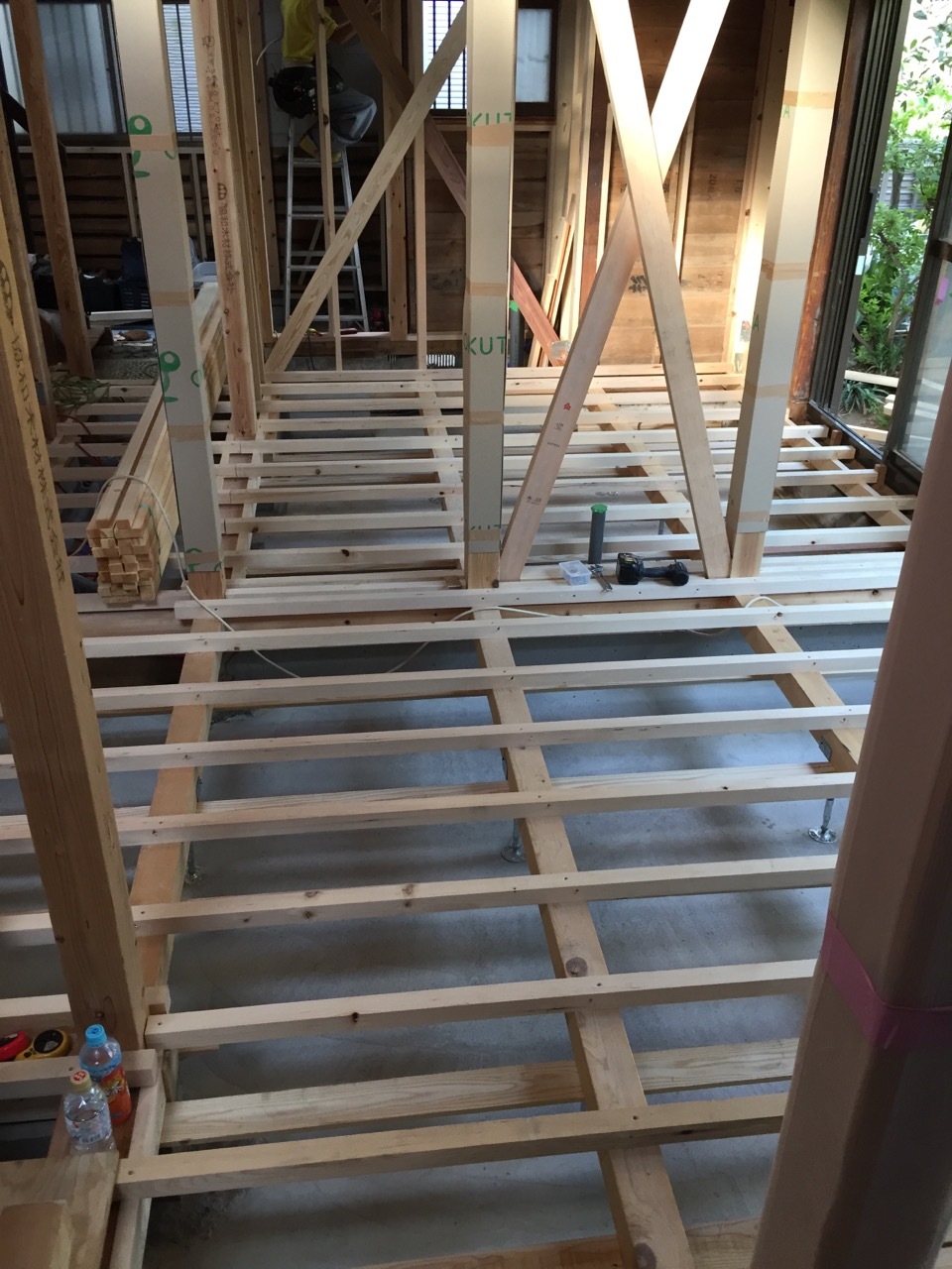 構造体を作っていきます