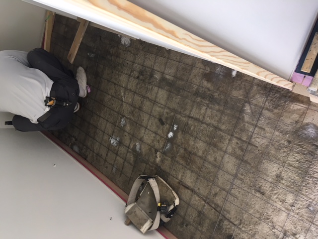 玄関土間を打つ前に☆☆