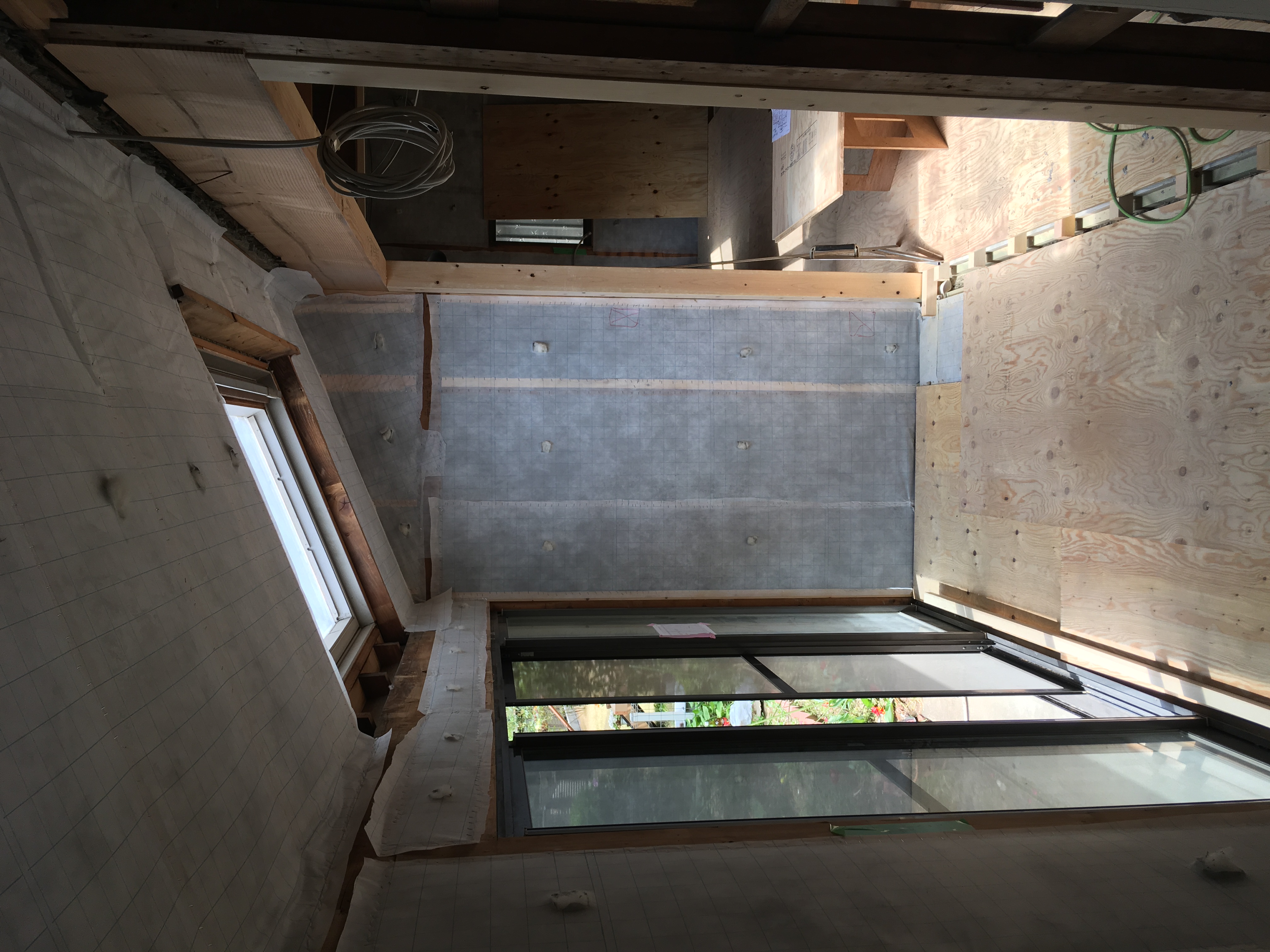 セルロースファイバー　断熱　充填　寒い　グラスウール　