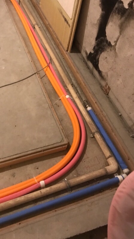 既存給水管交換完了しました。