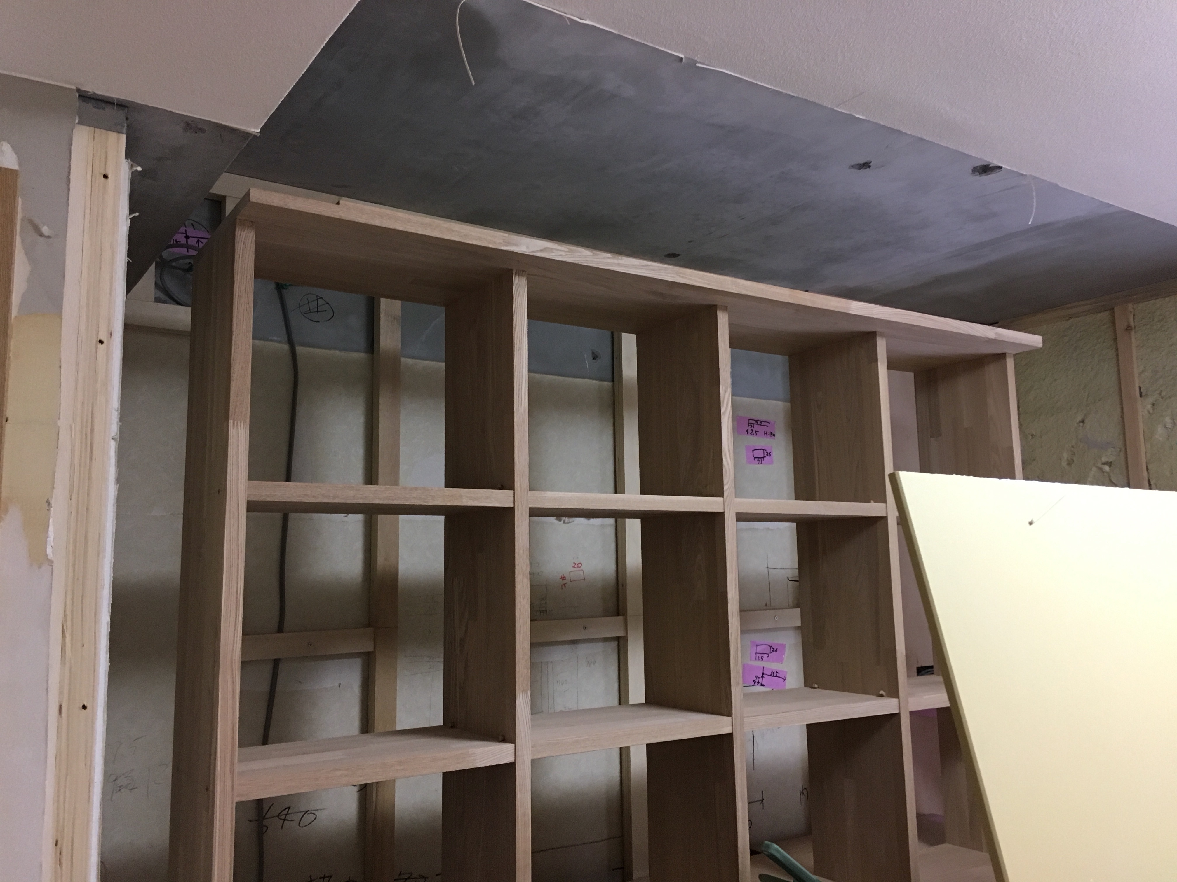 オープン収納の造作