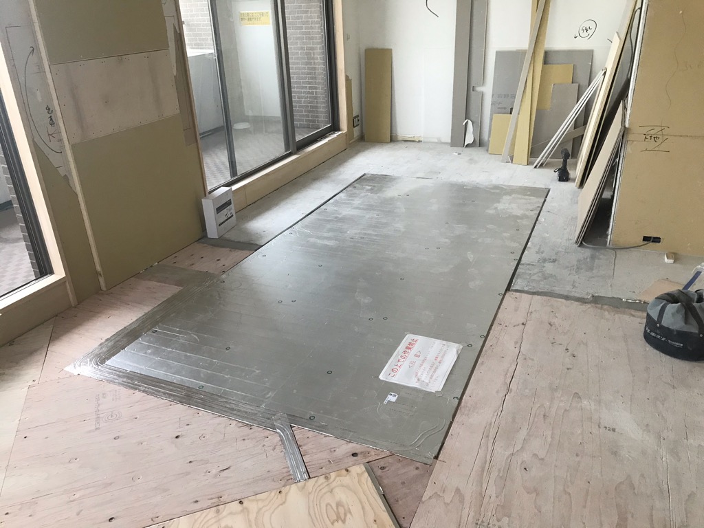 床暖房施工完了　～ガス式仕様～