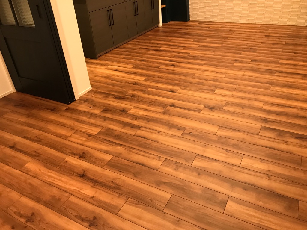 ｱｰﾄｸﾁｭｰﾙ・ｿﾝ45(防音ﾌﾛｱ) を施工しました。