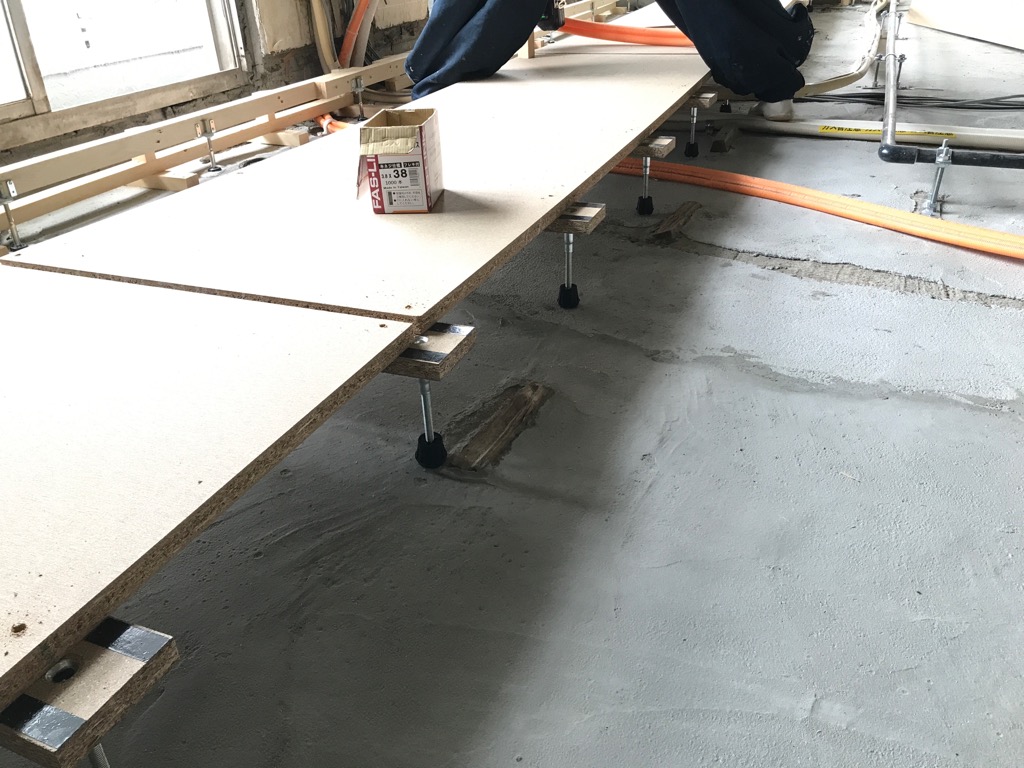 ガス式　床暖房施工完了