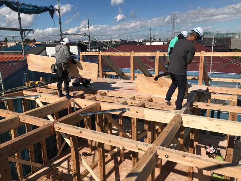 新築現場　上棟しました。