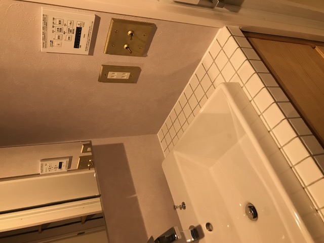 施工事例　『マンション洗面化粧台編』