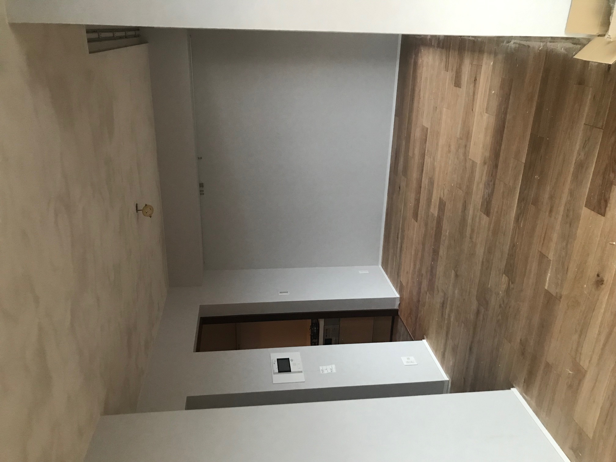 まるで天然無垢材のよう　『マンションフローリング編』