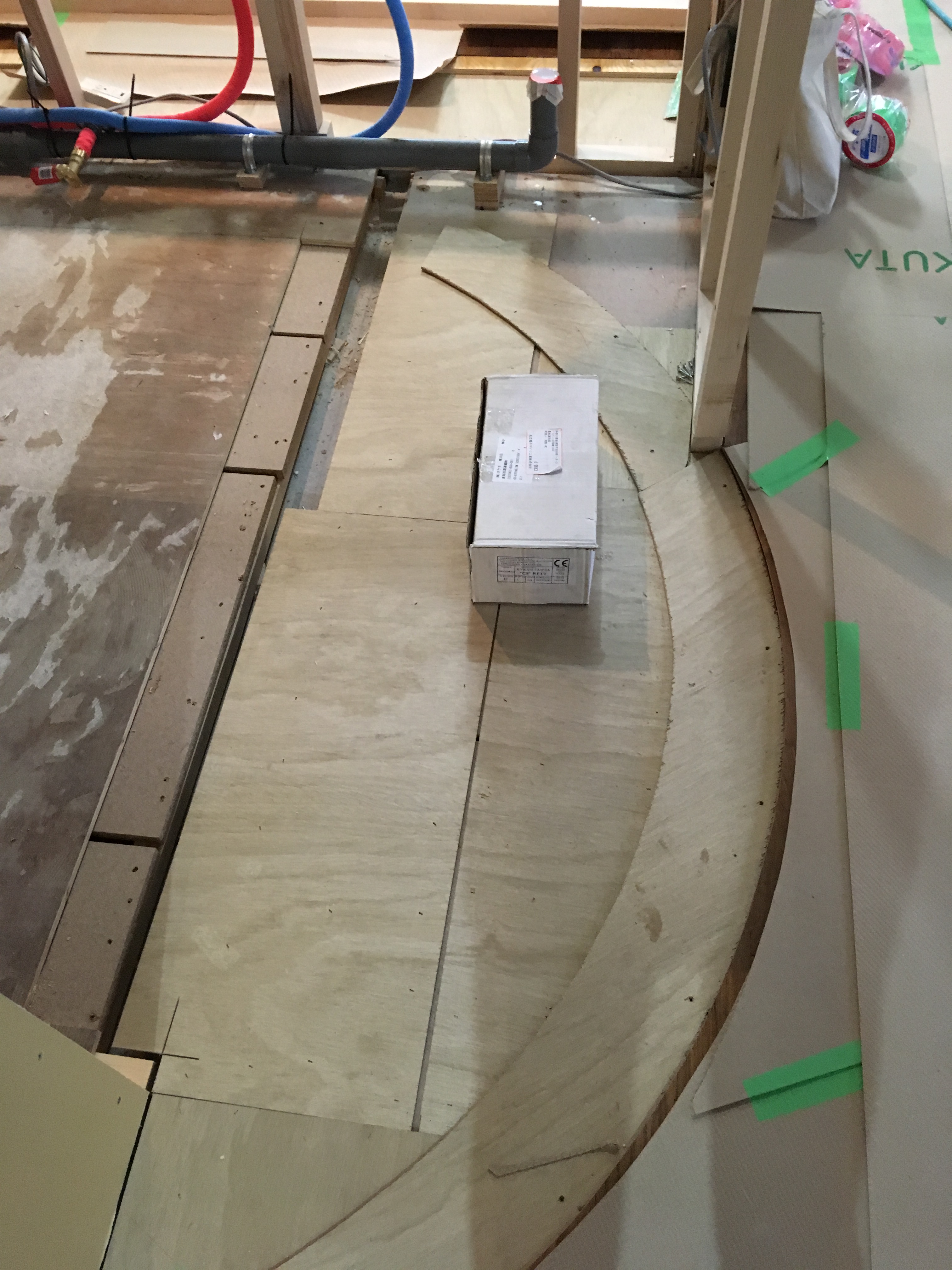 仕上がりが気になる。。。なぞの半円♪