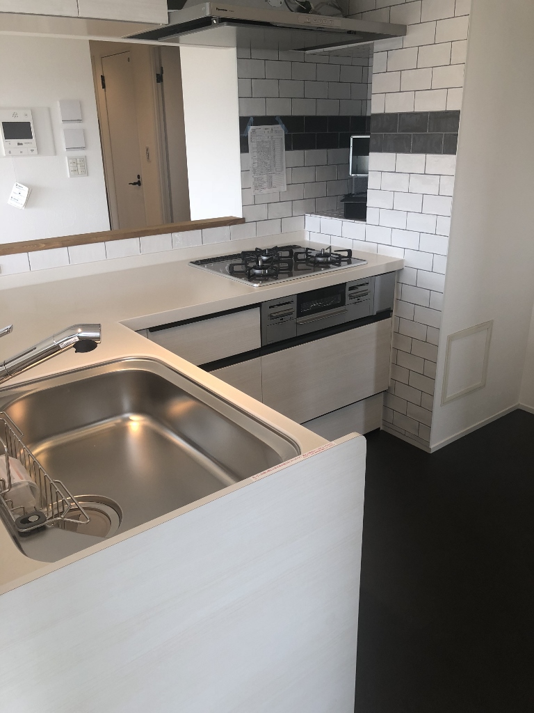 収納たっぷり可動棚