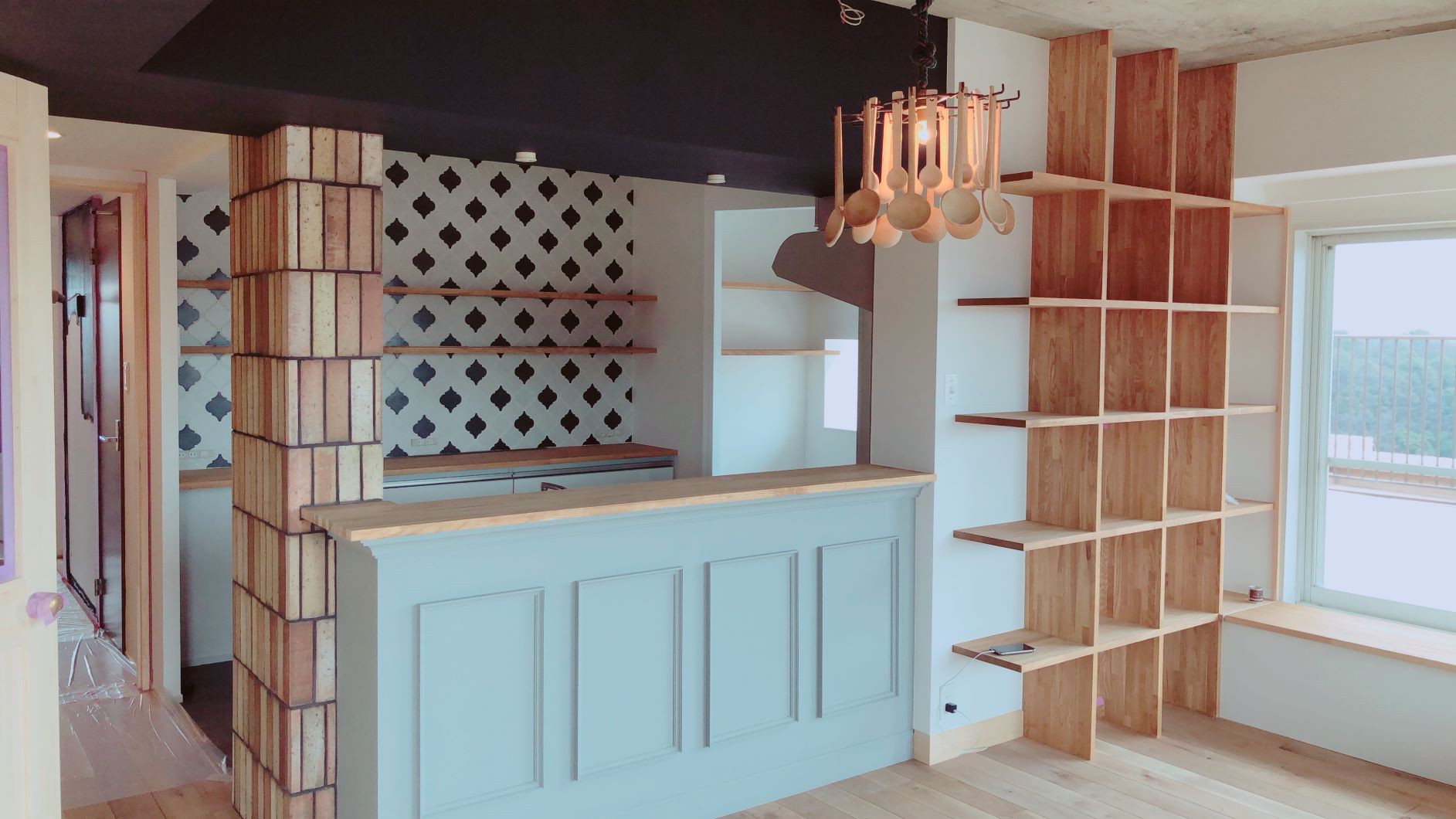 たくさんの色を使ったリビング空間♪