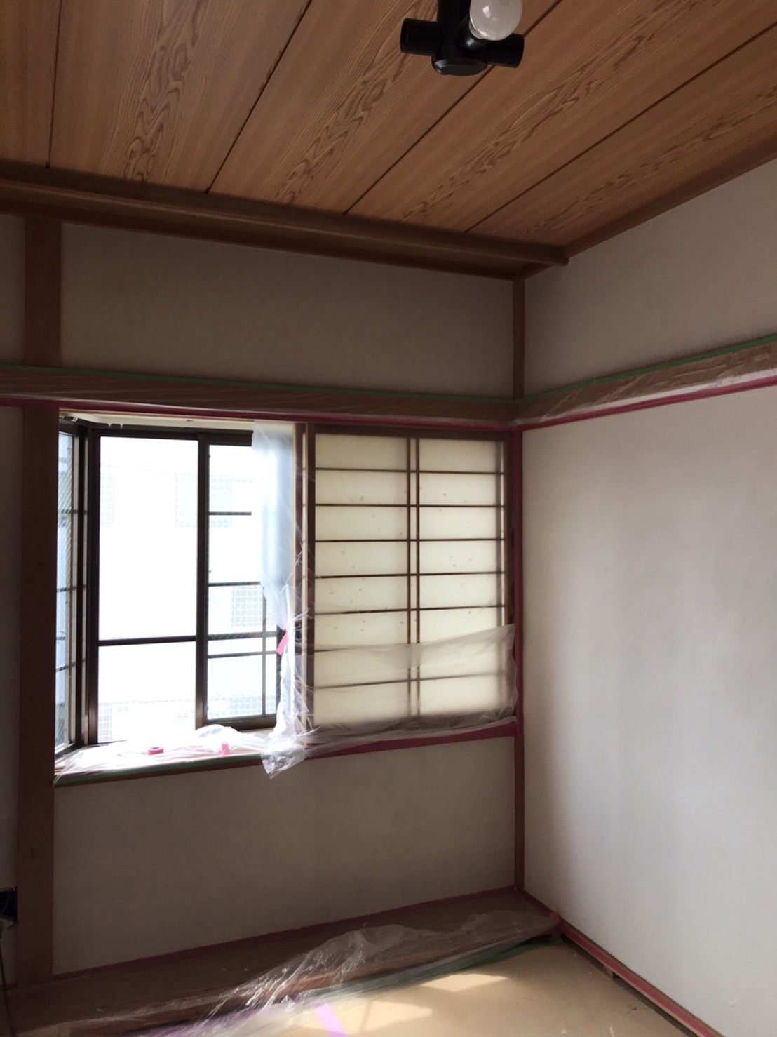 真壁のまま、珪藻土を施工しました♪