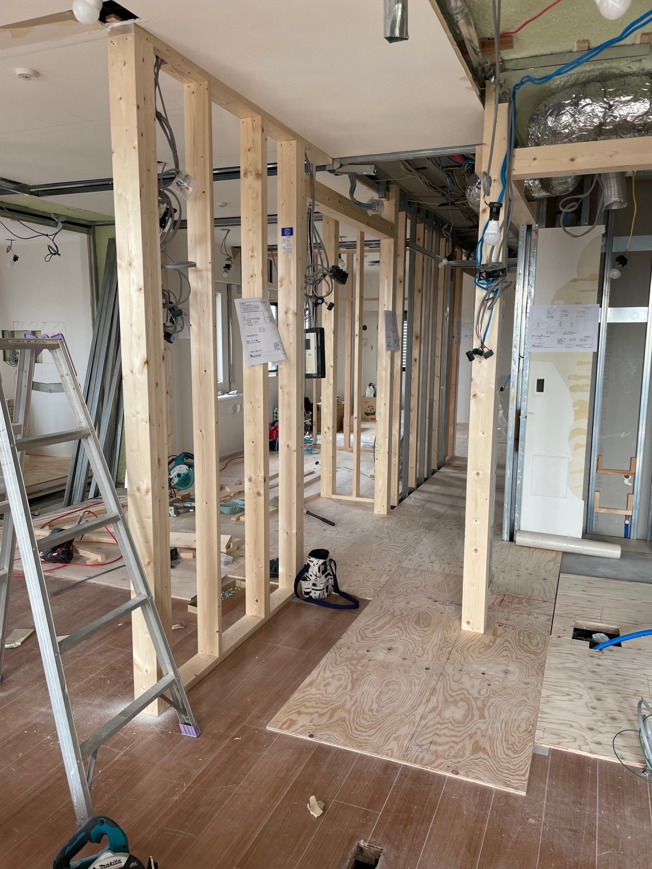 ハイドアを施工予定！！神谷の建具