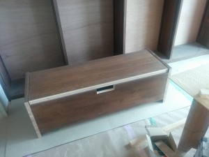 集成材のベンチ2
