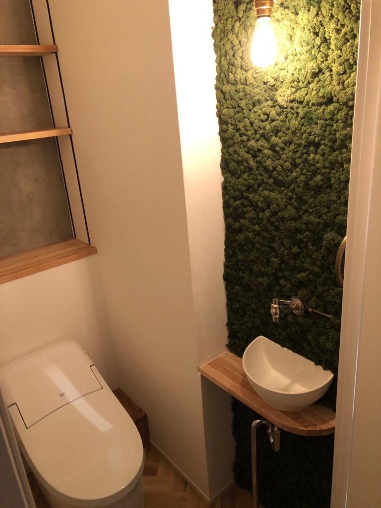 A42E9EB2-11D8-485B-9711-BA4A7C2D1B39