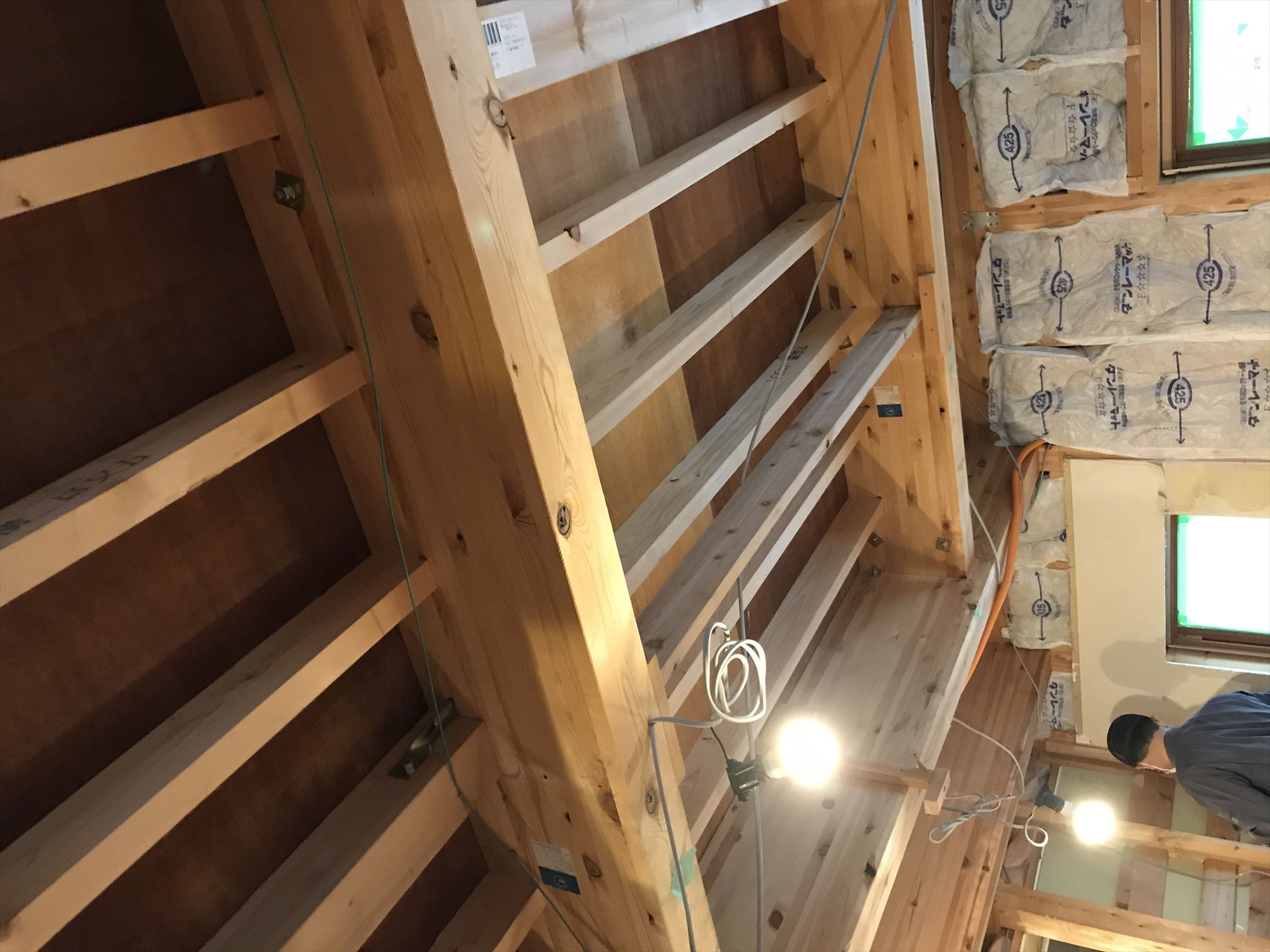 戸建てリビングリフォーム　　～天井の躯体表しに向けて～