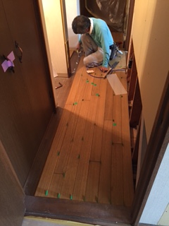 最近よくお世話になっている大工さん