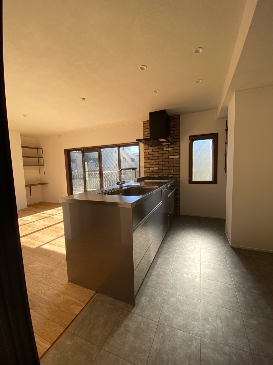 キッチンが完成しました。