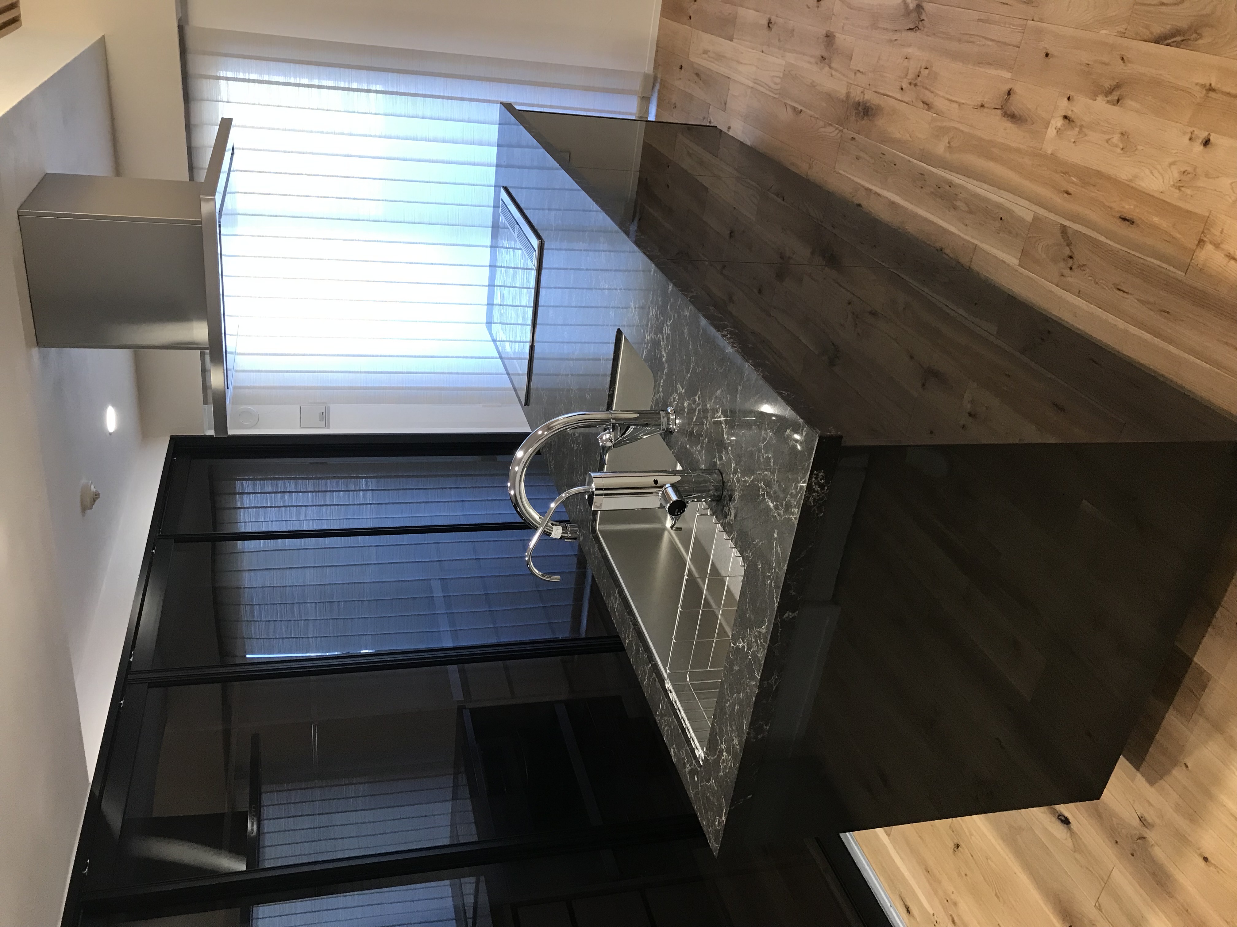 CUCINAのキッチンを設置しました。