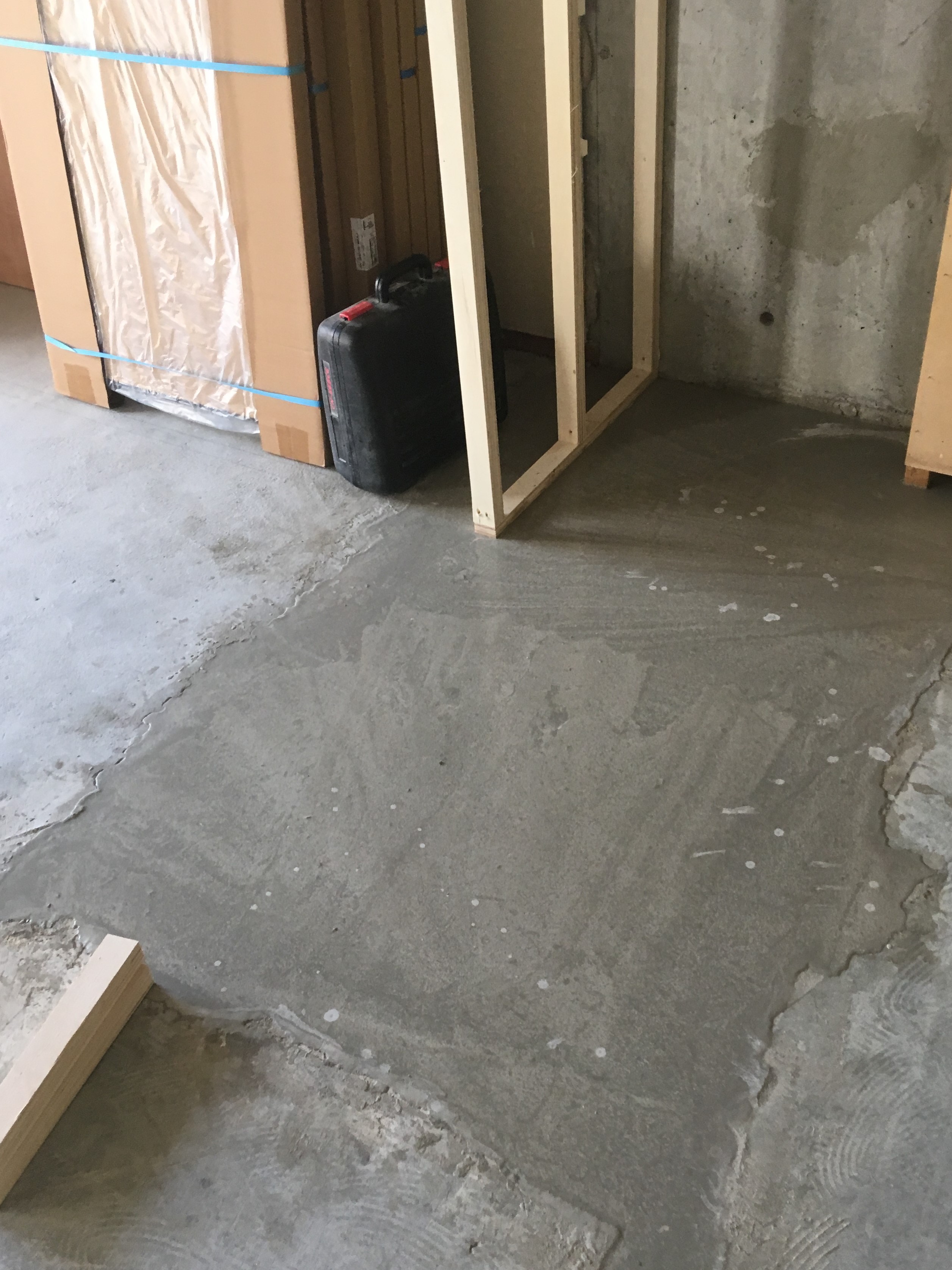 ☆床下地の補修☆