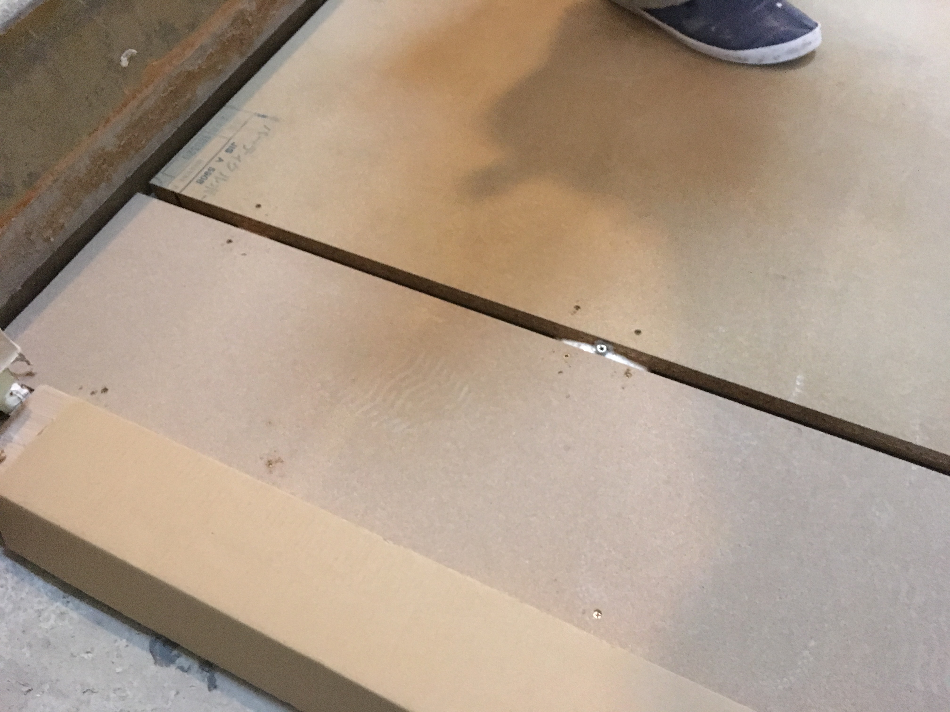 マンション改修工事　置床