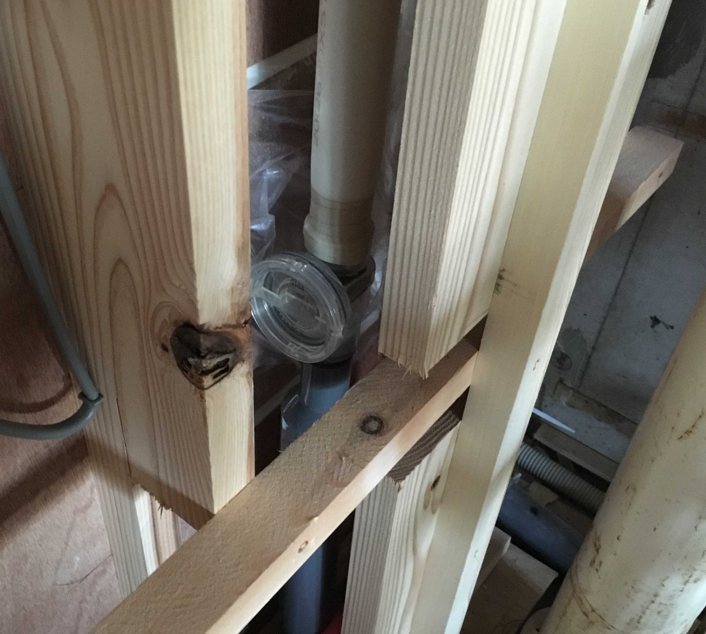 エアコンのドレン配管臭気止め