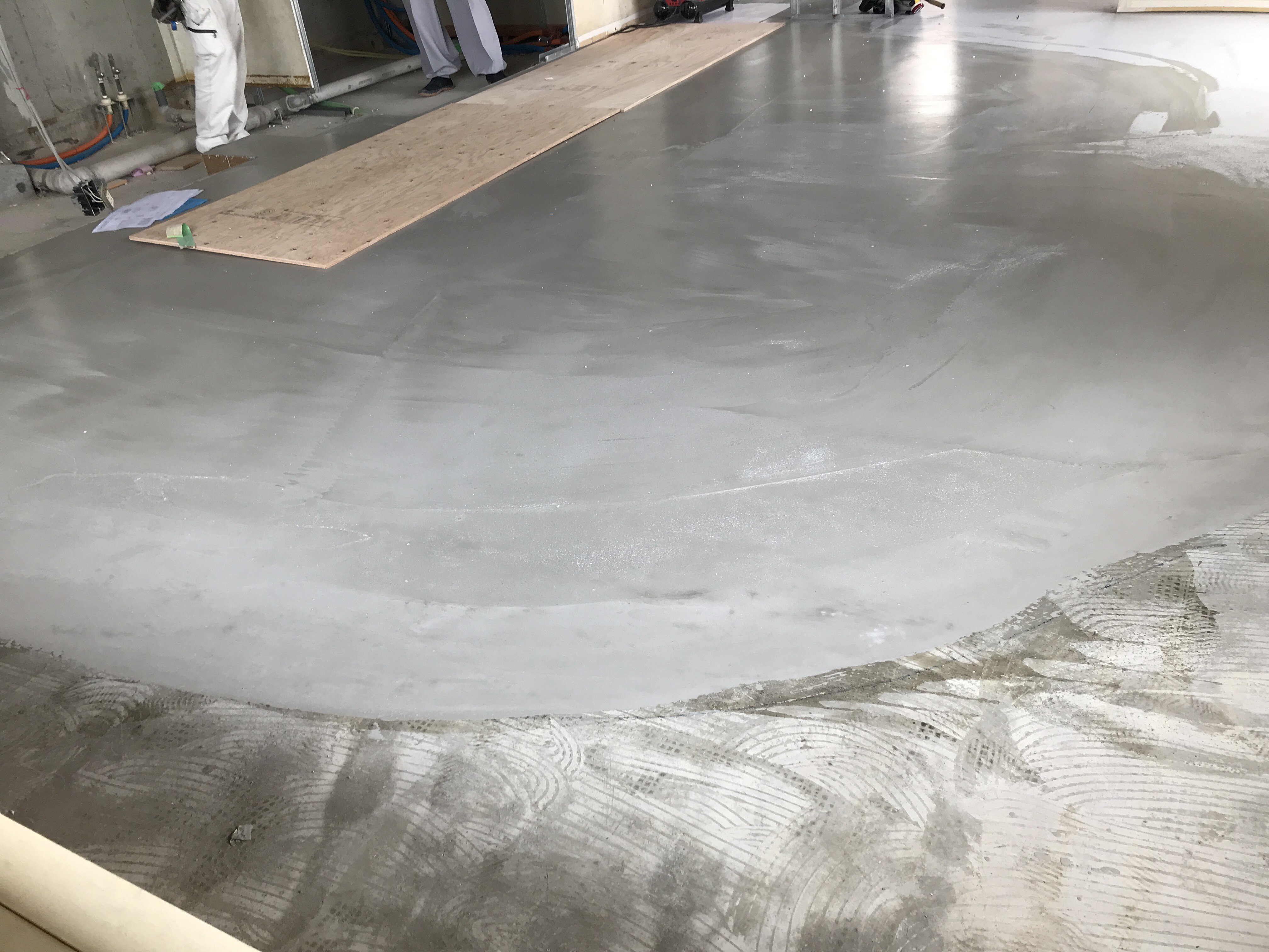 マンション　レベラー工事