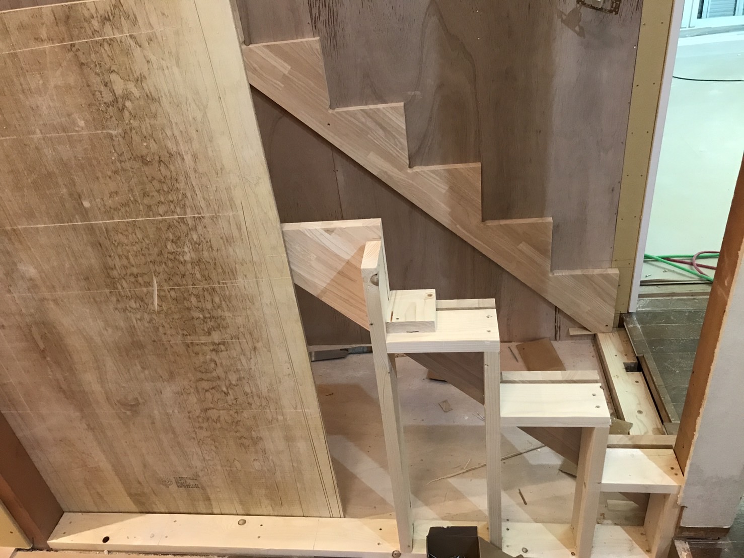 階段の架け替え