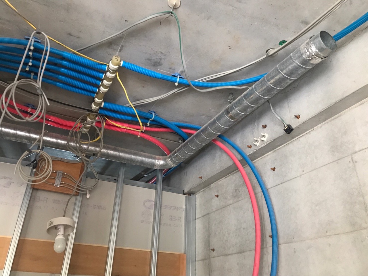 マンション改装　お風呂のうえには