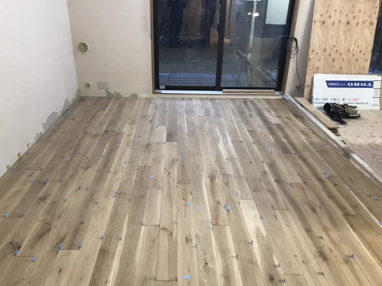 フローリング施工