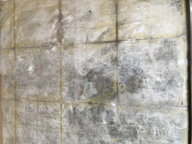 玄関床を剥がしてみたら…