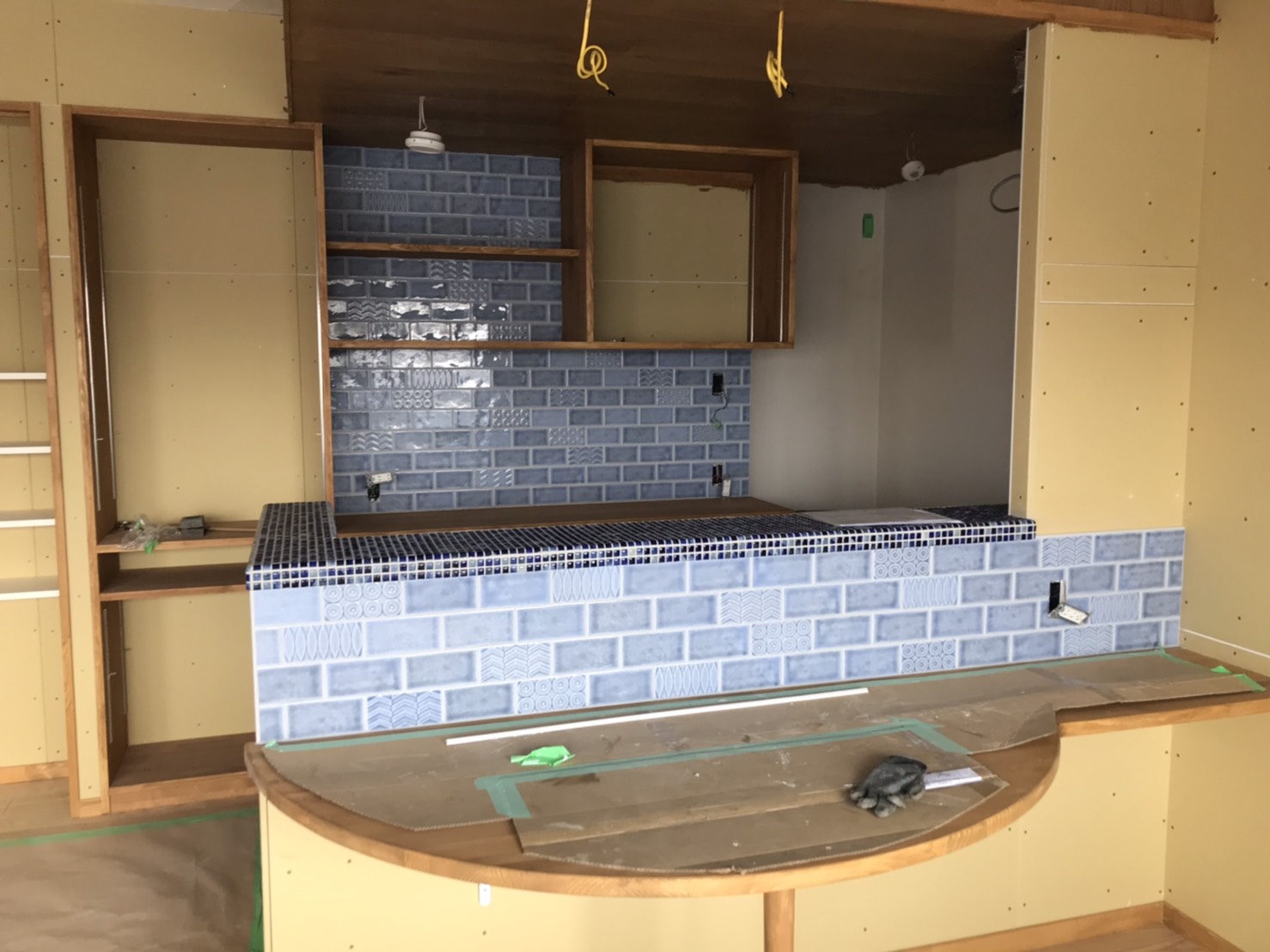 キッチン　タイル