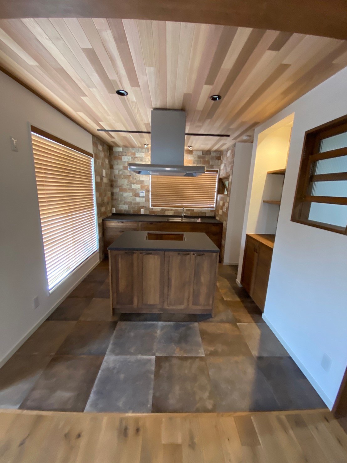 【施工実例】システムキッチンウッドワン