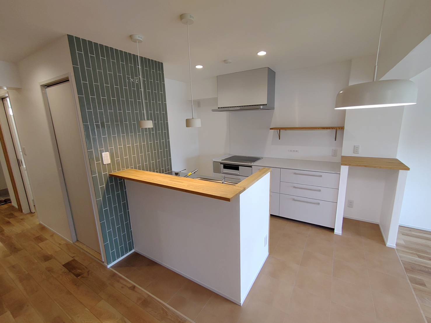 キッチン～壁面タイル～