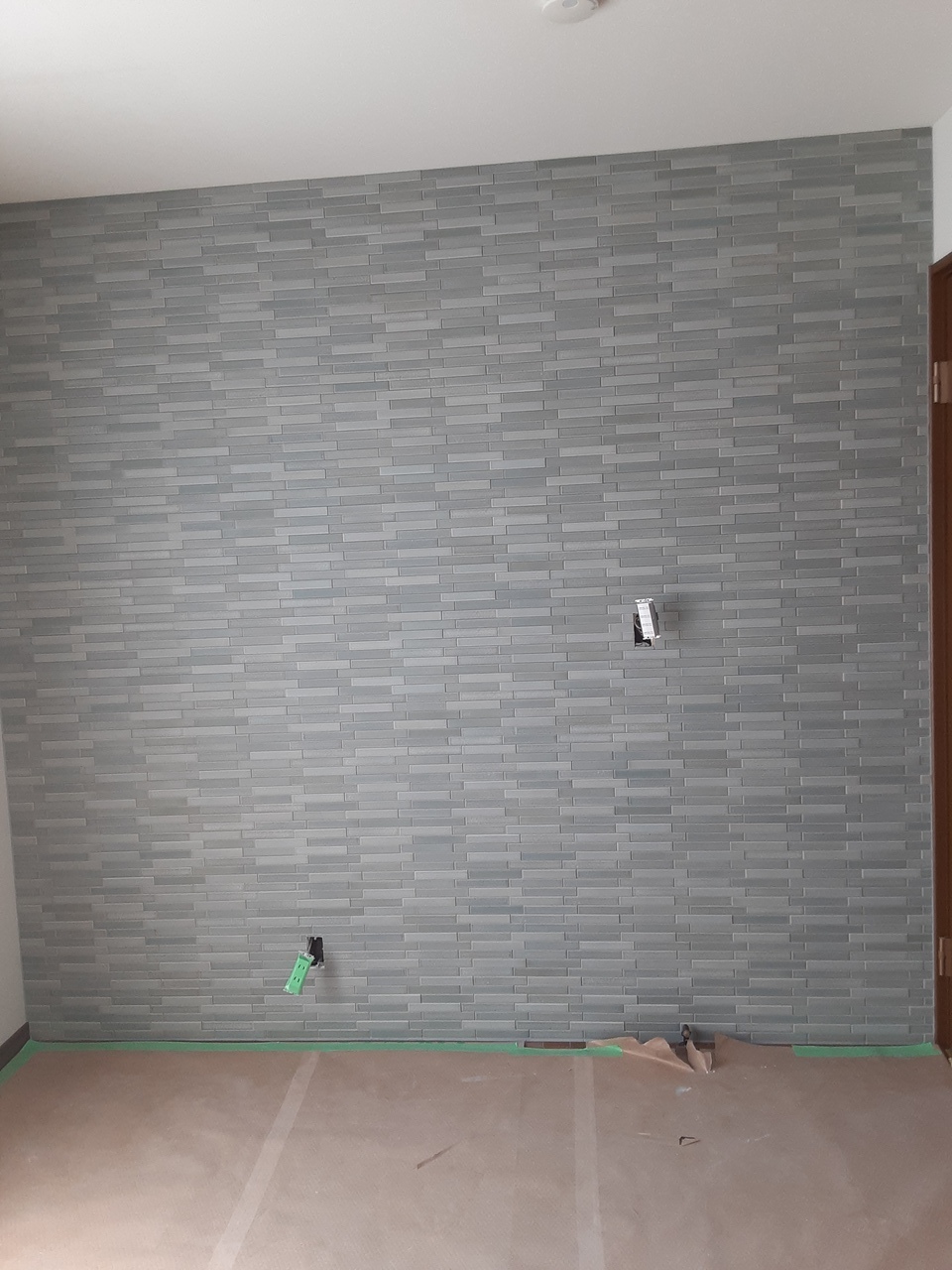 土間にフロアタイル