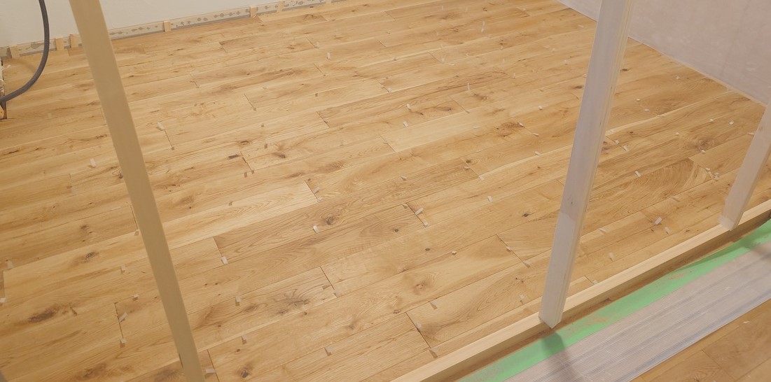 無垢フローリング