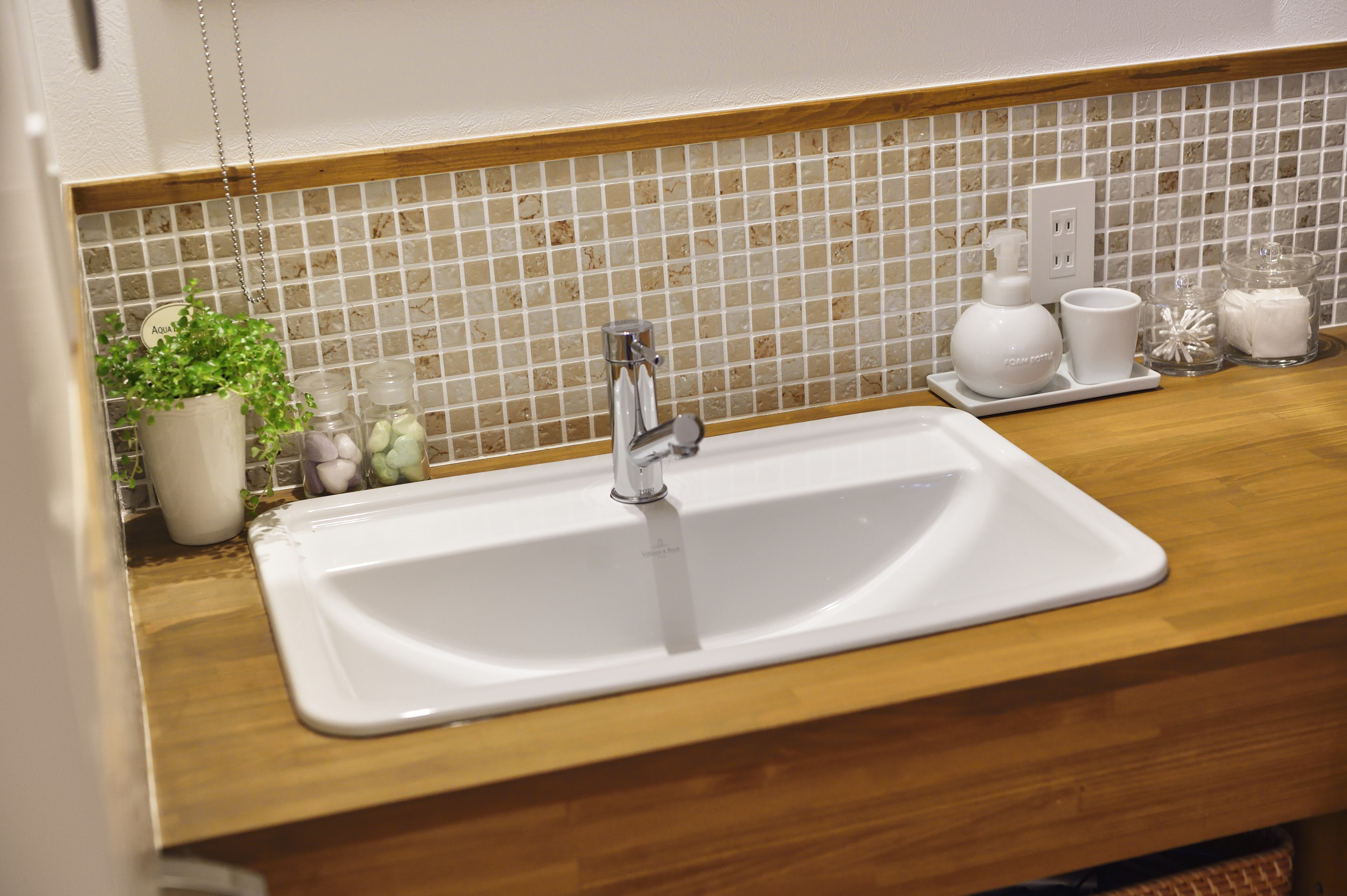 柔らかな色　イギリスの塗料　Farrow&Ball（ファロー＆ボール）