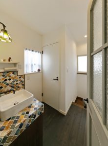 s_141_雜願ｰｷ蠎誉螟ｧ蝣ｴ驍ｸ