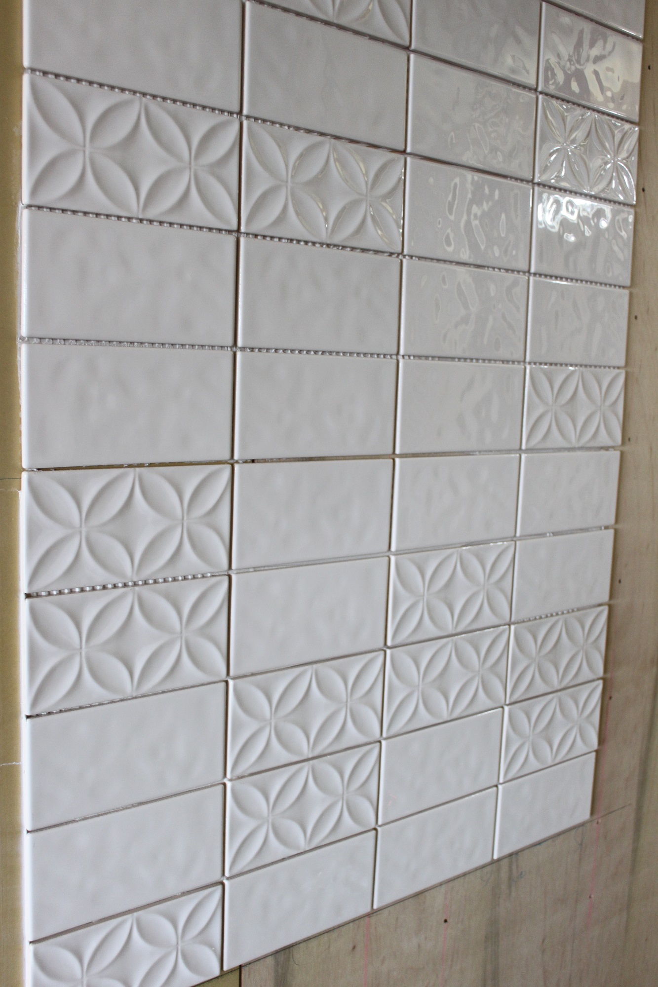 平田タイル“Maison”を使った玄関は、クラフト感漂うエレガントな空間に仕上げます（予定）☆