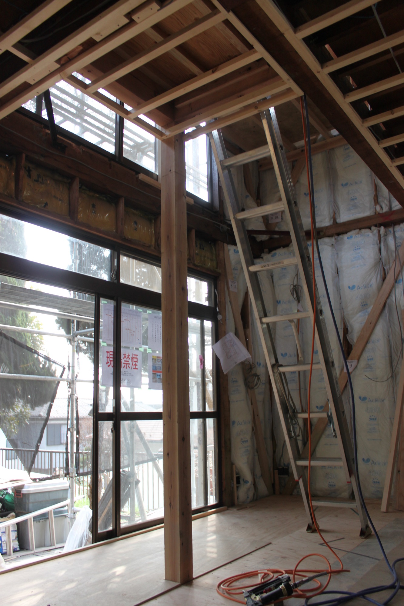 思い切って☆階段を北から南へ大移動！！