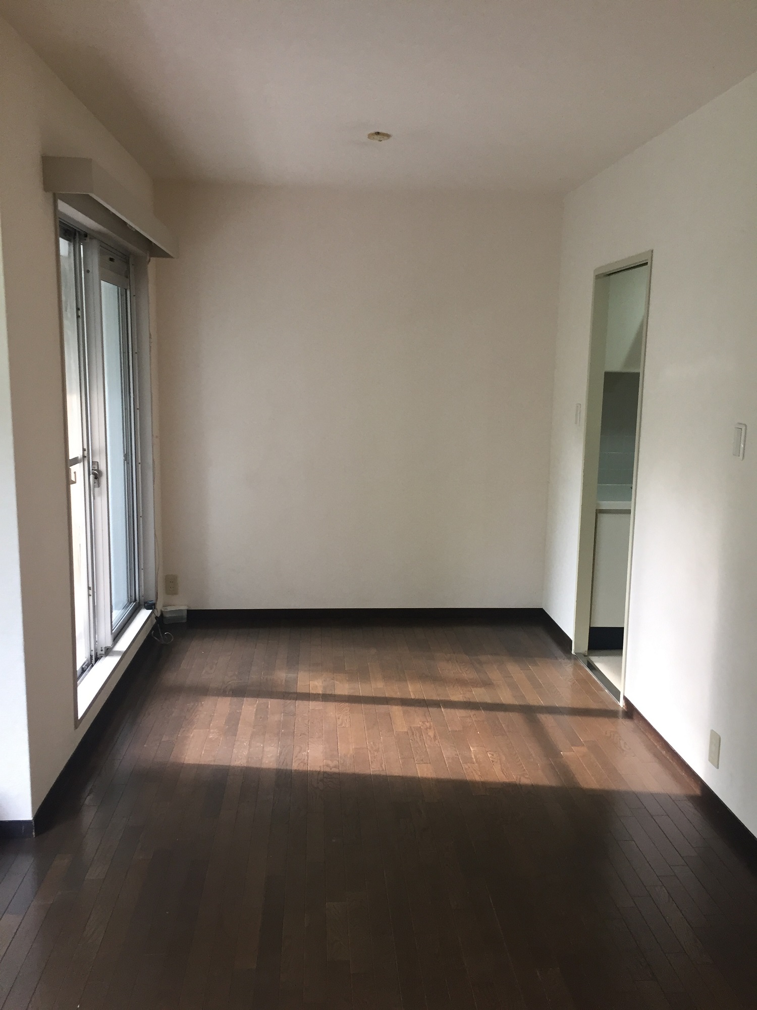 ホワイト×アッシュで、“Natural Kitchen Box”完成☆☆☆