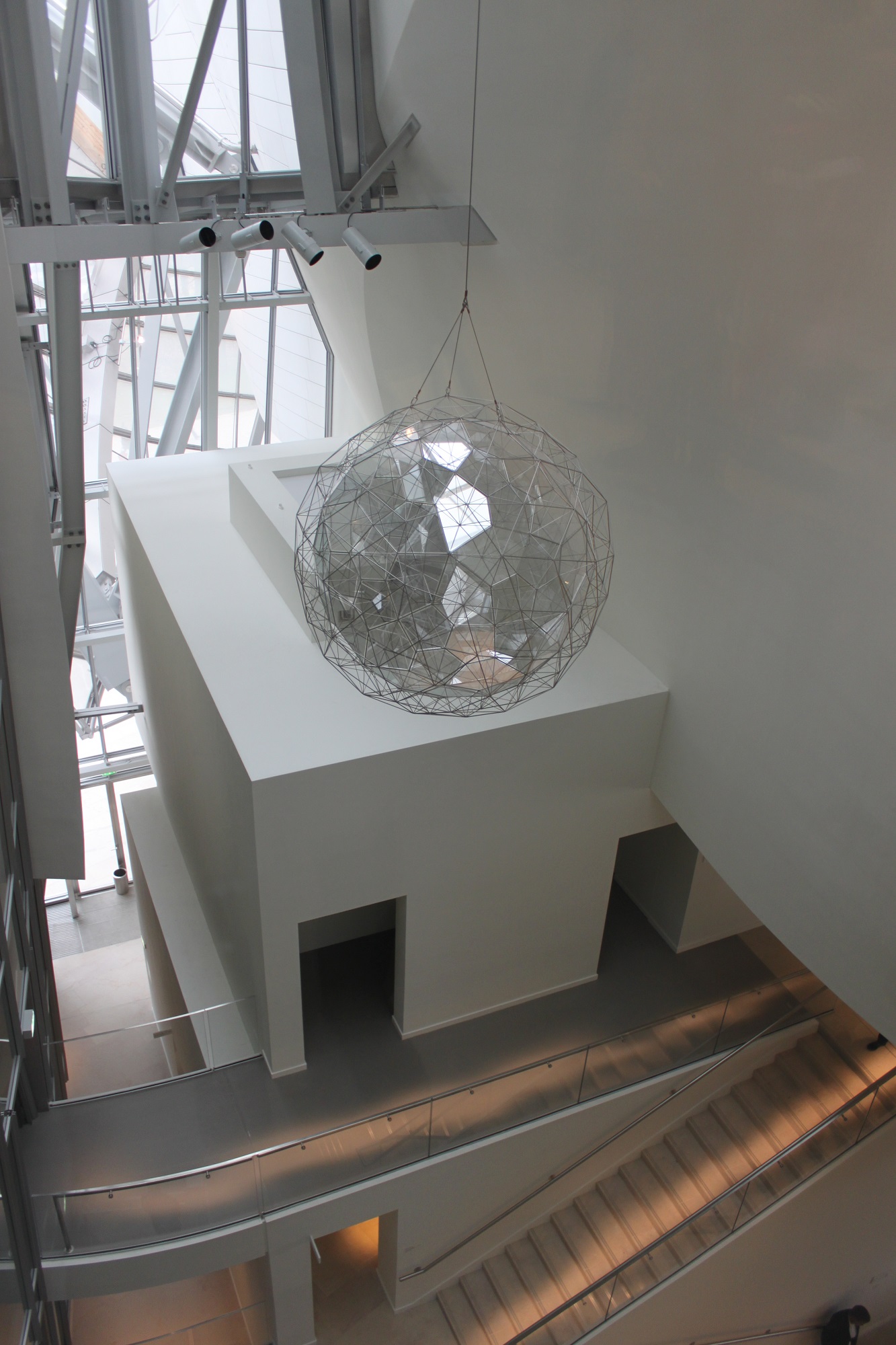 ルーブルやオルセーだけじゃない・・・今どきのパリ美術館建築☆☆☆