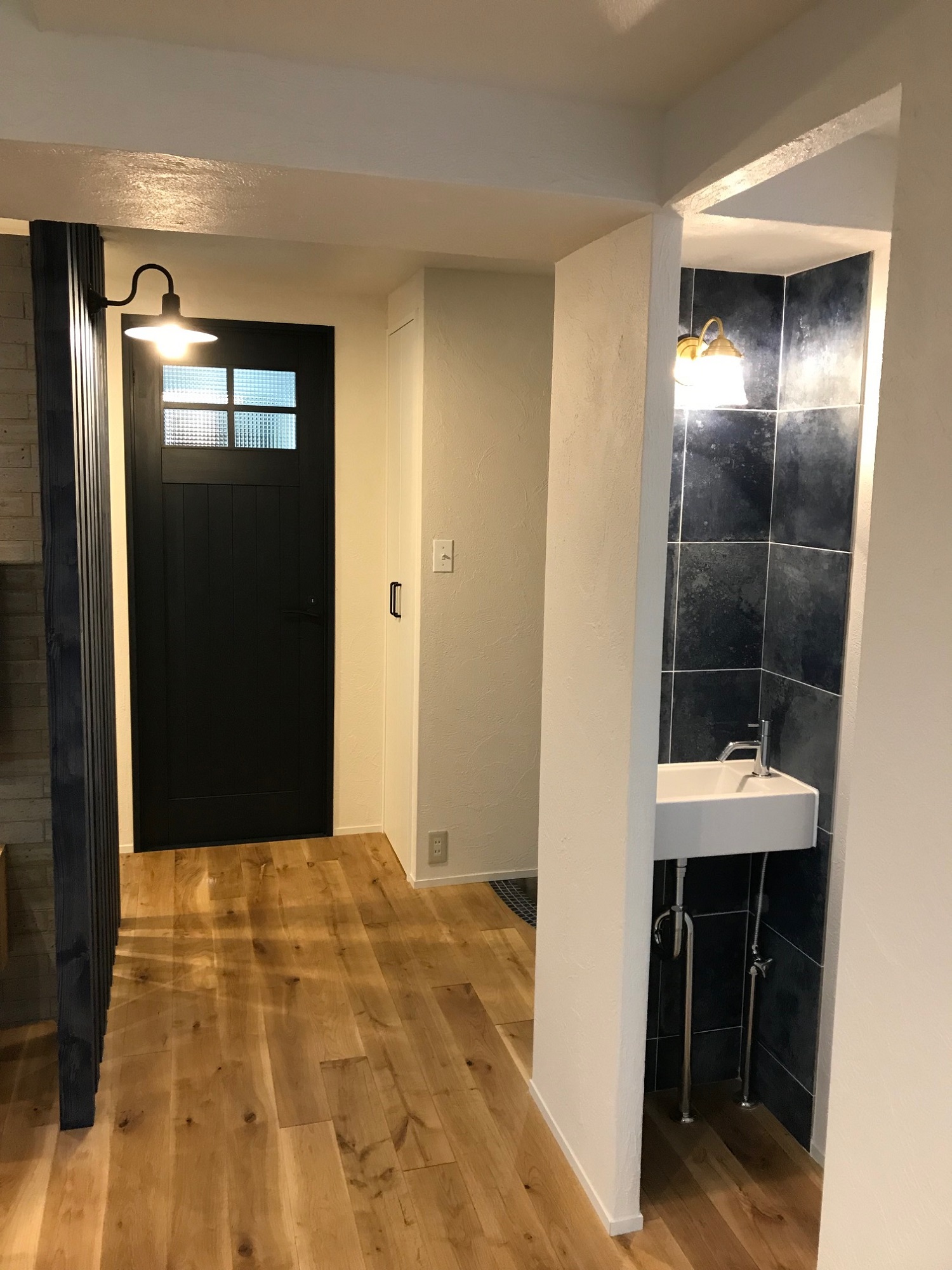 おススメ☆☆☆サンワカンパニーのデニム柄タイル！！