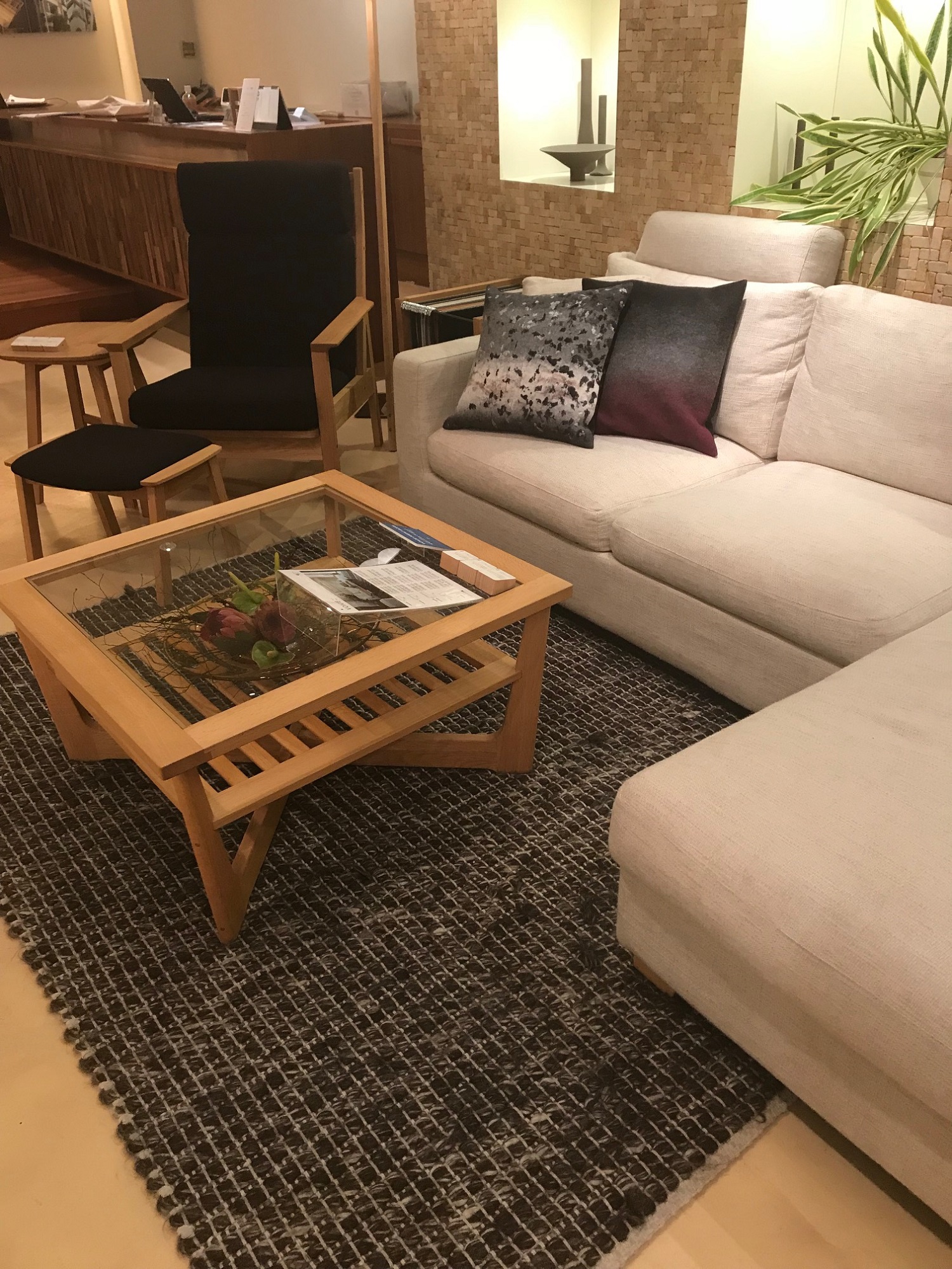 インテリア業界の人たちは・・・お花見の時期集う？！