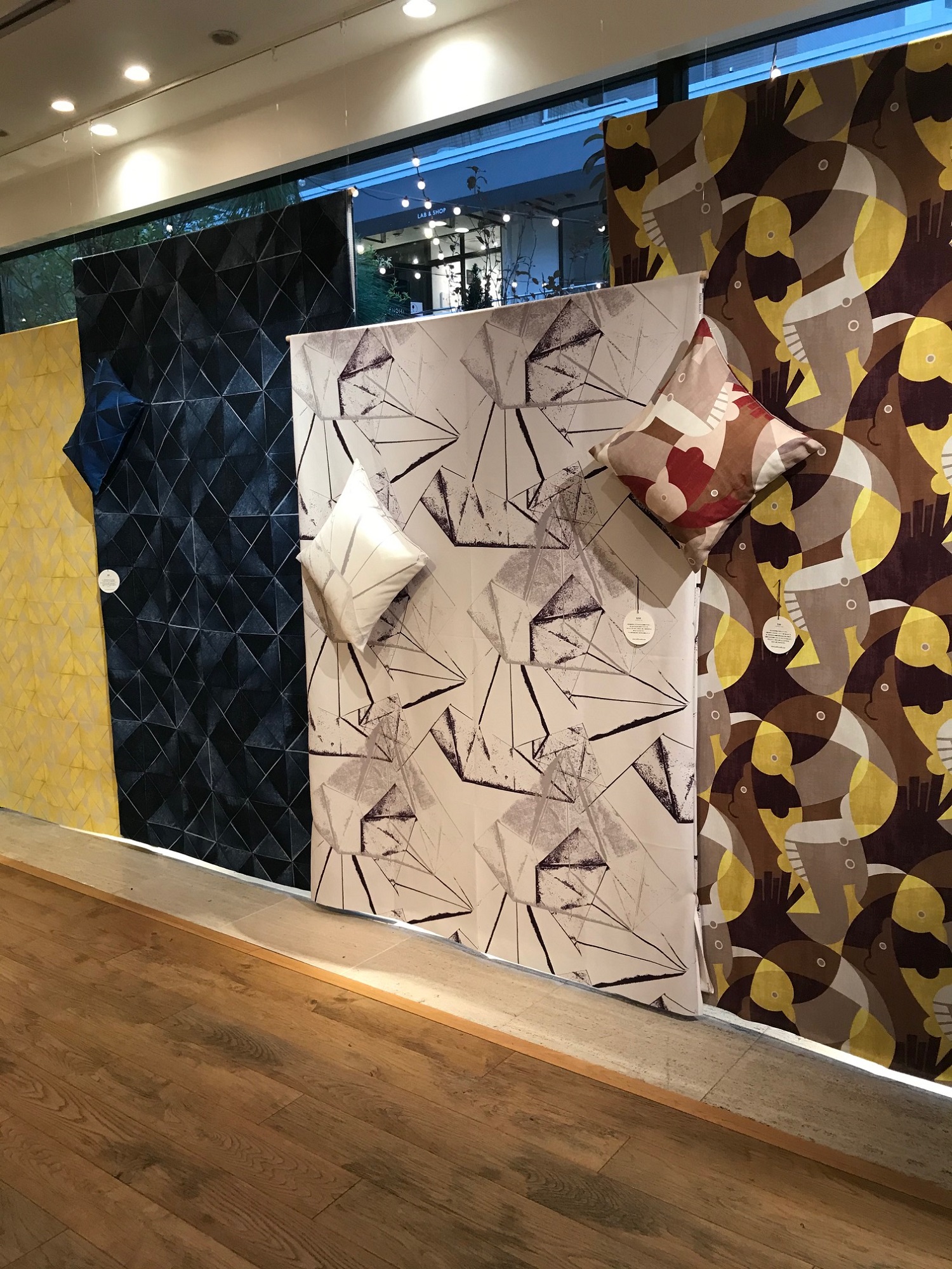 メインは明日まで！！“DESIGNART TOKYO2019”東京がアートで輝く時・・・