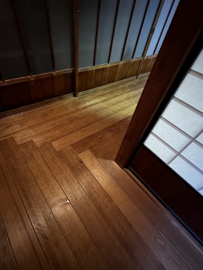 99CC1EEA-01A3-4902-9289-DFF13AE2510E