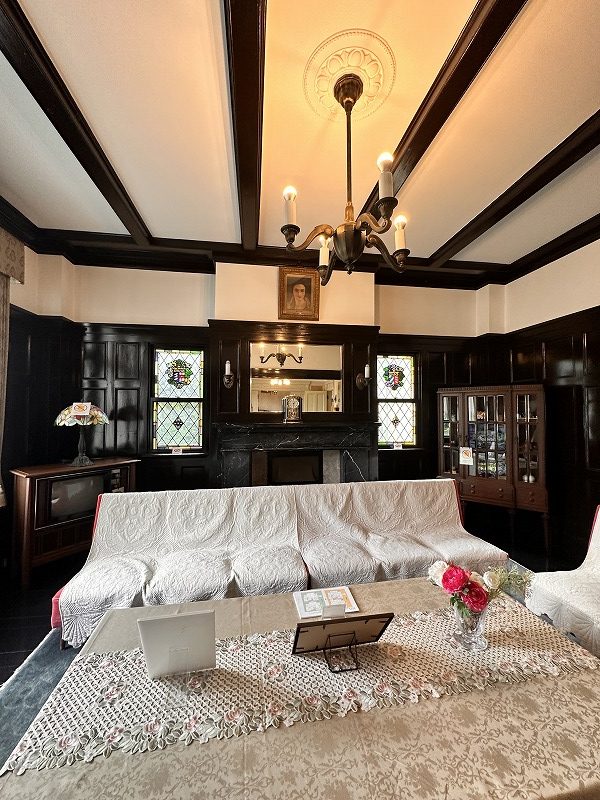 C3306FD6-B60F-4247-8403-E0C239CB840A